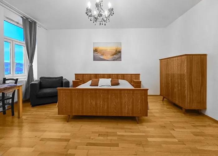 Appartamento Three-bedroom, Three King-size Bed Retreat *