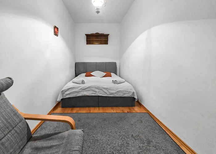 Three-bedroom, Three King-size Bed Retreat Appartamento Vienna