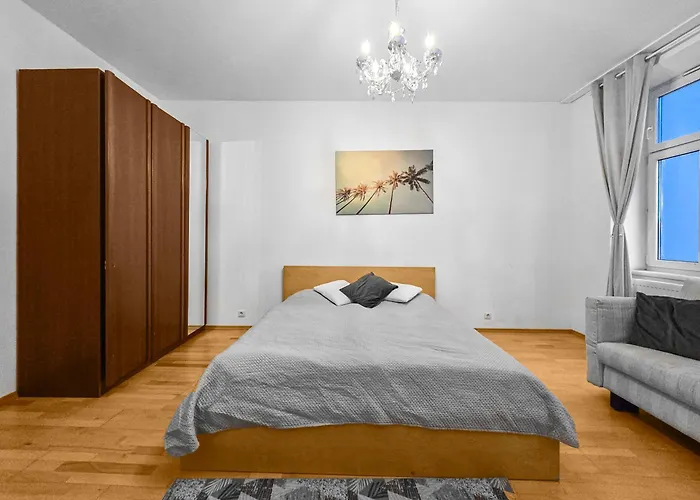 Appartamento Three-bedroom, Three King-size Bed Retreat